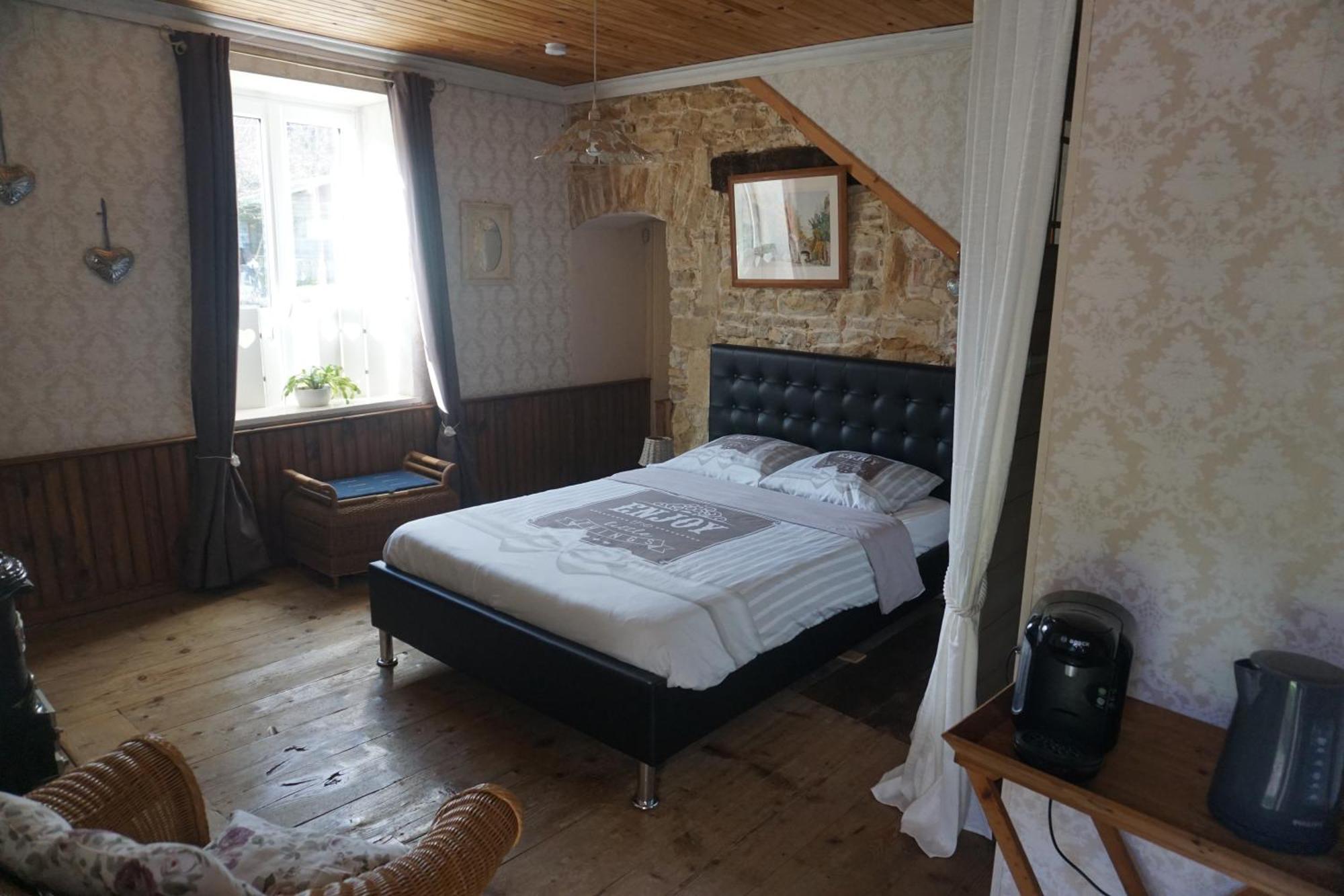 Chambre D'Hotes Juste-Confortable Fleurey-les-Lavoncourt Exterior foto