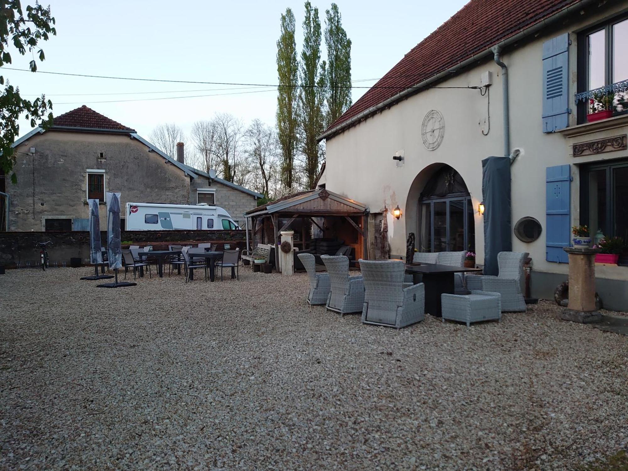 Chambre D'Hotes Juste-Confortable Fleurey-les-Lavoncourt Exterior foto